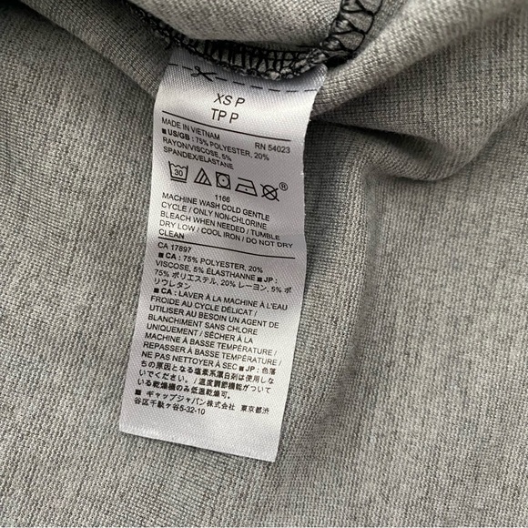 Banana Republic Factory Gray Pleated 3/4” Sleeve Dress, Petite Size XS - Picture 7 of 8